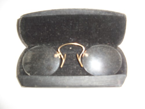 Vintage Pince Nez Dixey Optician c1920 Glasses Spectacles - Picture 3 of 3