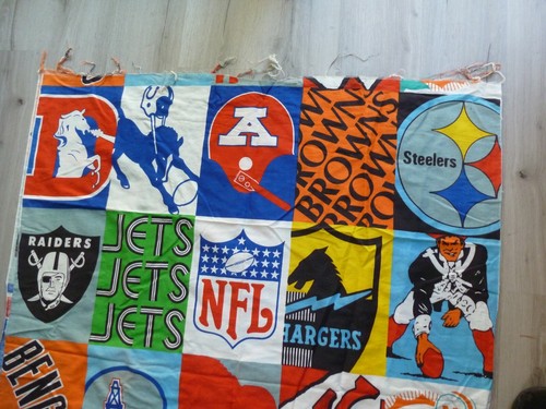 Vintage NFL Baumwollstoff 104"x42 1/2" alte NFL Team Logos AOP Raiders Patriots... - Bild 7 von 11