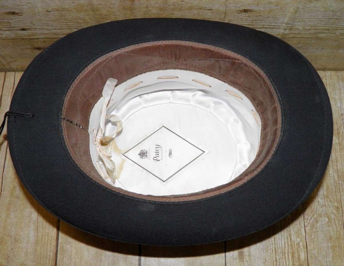 Extremely rare - Ladies Dressage Riding Hunting Top Hat by Patey Hats of London Vintage Boxed Black Fur Felt Dressage Top Hat Size 7 1/4  main image 3