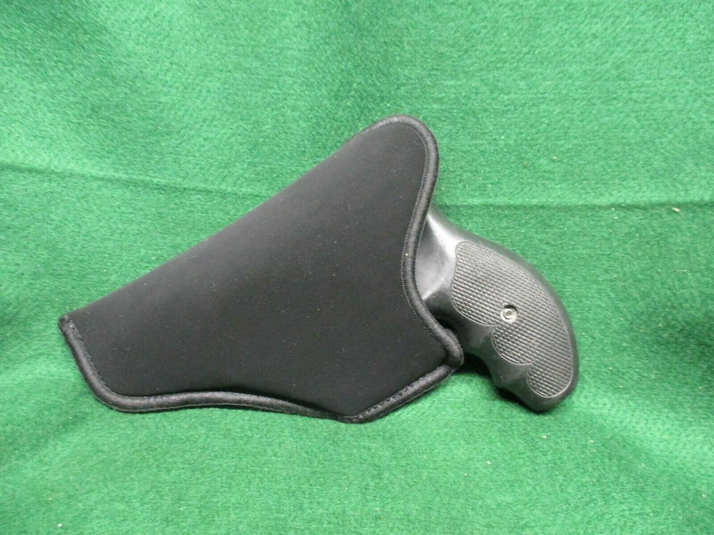 Uncle Mike's Inside-the-Pants Holster Small- & Medium-Frame DA Revolvers 2