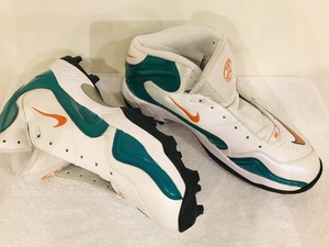 nike better world football shoes