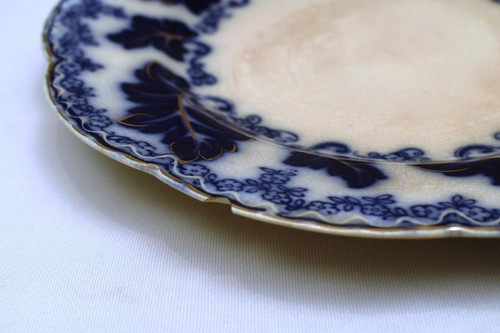 Antique Normandy Johnson Bros England Plate Blue Leaf Gold Rim 10" Crazed Chip - Picture 6 of 10