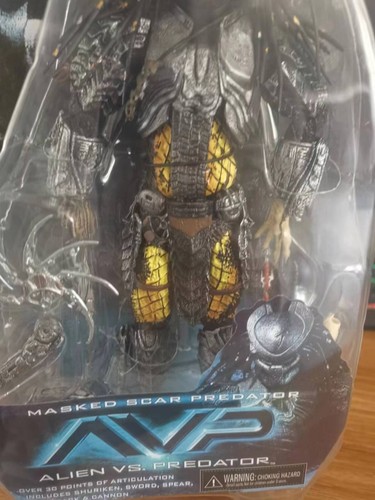 7"NECA Alien VS. Predator Masked Scar Predator Action Figure Model Collection - Picture 3 of 6