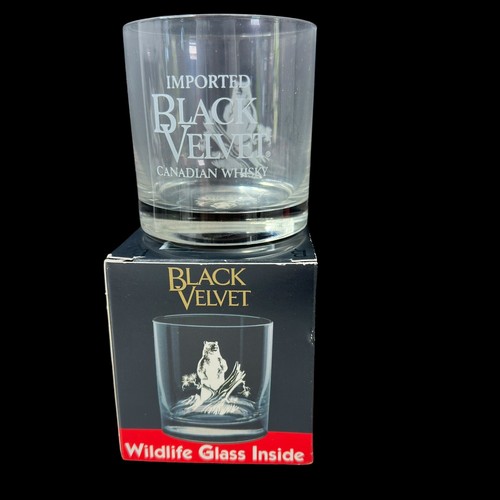 Lot Of 4 Black Velvet Wildlife Whiskey Glasses In Box W/ Etched Bears On It - Picture 11 of 16
