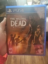 Read Description Walking Dead First Season Used Great Condition + Season 2 Game