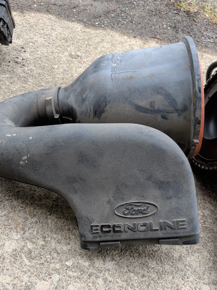 1999-2008 Ford Van E150 E250 E350 caixa de ar de admissão com MAF 5,4L - Imagem 2 de 4