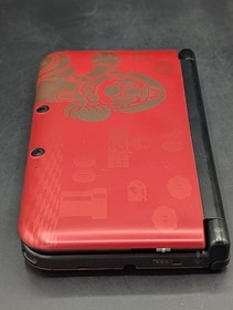 Nintendo 3DS XL New Super Mario Bros. 2 Edition - New Battery/Charger/32GB SD