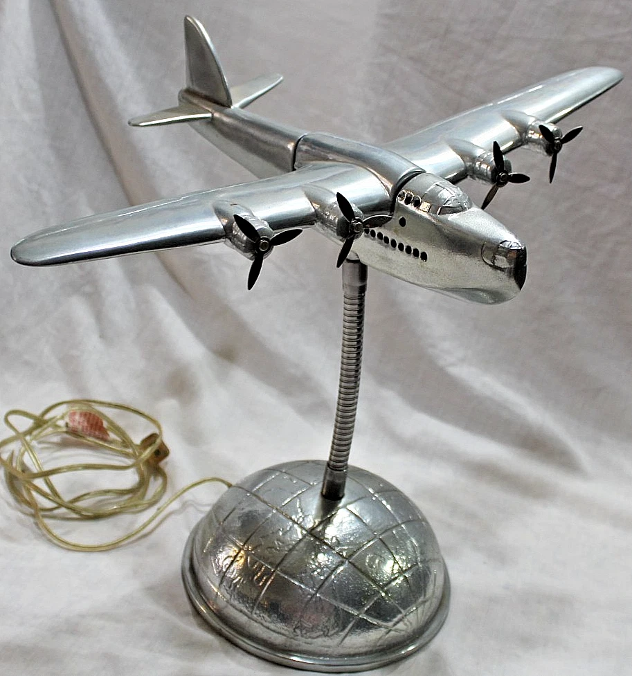 Preços baixos em Modelo de Aeronaves colecionáveis da companhia