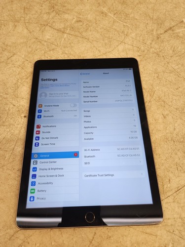 4) Ipad air 2rd Generation 16Gb Software Version 13.3.1 A1566 - Picture 9 of 21