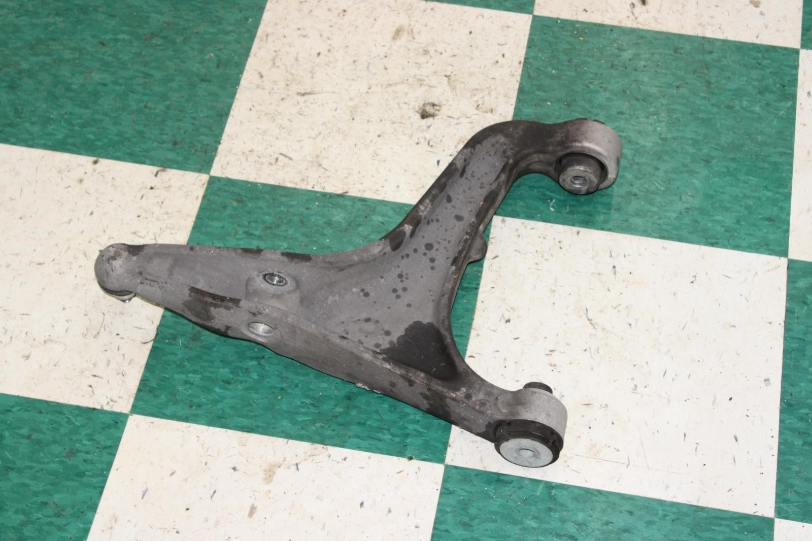 Maserati Ghibli 2014-2021 Front Left Lower Control arm