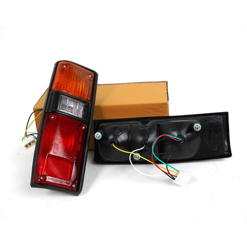 FIT Tail Light Pair For Toyota Hilux RN30 RN40 Pickup 1979–1983 Black Frame - Picture 7 of 9
