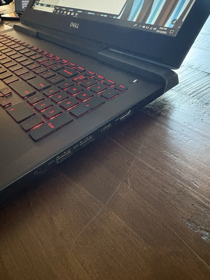 Dell G5 15 5587 Laptop- GTX1050 4GB - i5-8th Gen - 8GB Ram - 100 GB SSD - 1TB HD - Image 3 of 4