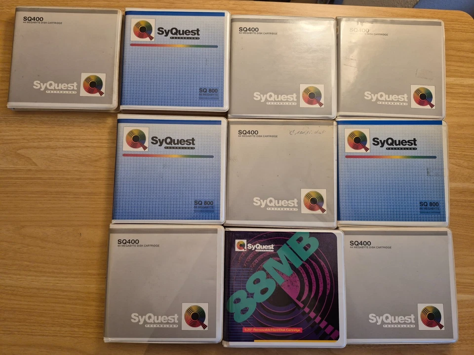 ✅ SYQUEST Laufwerk für ATARI ⭐ Zustand siehe Bilder ⭐ inkl. 11 Syquest-Medien ⚡️ - Bild 2 von 2