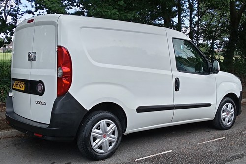 FIAT DOBLO SX (2012) 1.3 JTD MULTIJET SX PANEL VAN DIESEL MANUAL 12 MONTHS MOT - Picture 17 of 24
