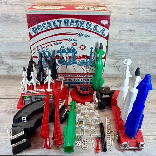 Vintage Deluxe Reading Rocket Base USA Playset Missile Defense Base Launcher 60s