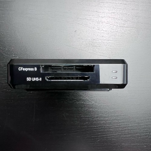 ProGrade Digital CFexpress Type B & SDXC UHS-II Dual-Slot USB Card Reader - Picture 2 of 2