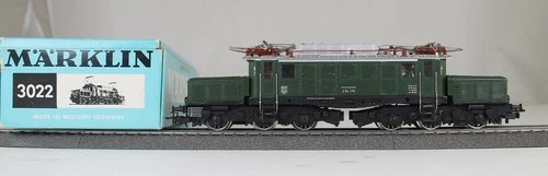 Märklin 3022 Elektrolokomotive BR E 94 der DB aus Sammlung mit OVP