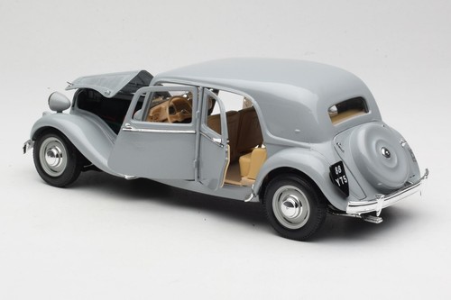 50313 Citroen 15CV 6 Cyl Grey Maisto 1/18 - Picture 5 of 8