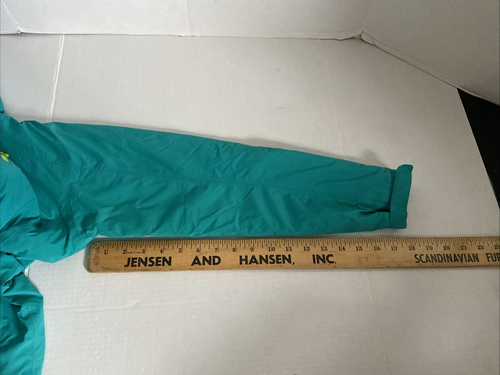 Girl's REI Lightweight Quilted Hooded Jacket Size Medium 10-12 Teal/Green used - Picture 8 of 9