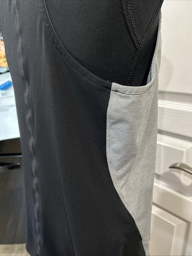 The North Face Women’s Size Large FlashDry XD Tank Grey/Black - Picture 8 of 10