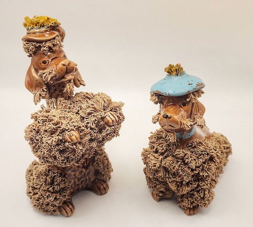 VINTAGE 1950s Spaghetti Poodle Dog Figurines Pair KITSCH Brown & Blue Beret MCM - Picture 19 of 19