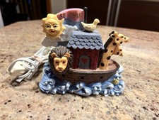 Noah  s Ark Children  s Nightlight Plug In Vintage Works Needs Bulb