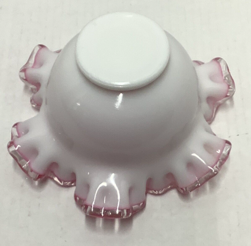Tazón de cresta plateada vintage de vidrio artístico Fenton con bordes volantes rosa - s3d - Imagen 4 de 4