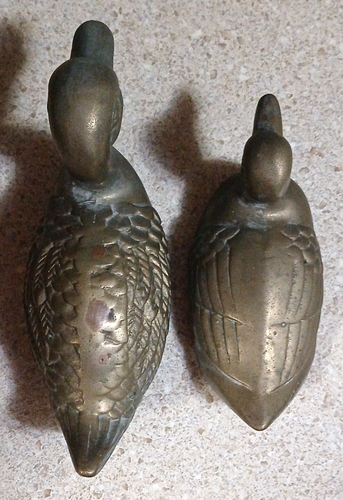 Juego de 2 estatuillas de pato vintage de latón macizo pisapapeles - Imagen 4 de 4
