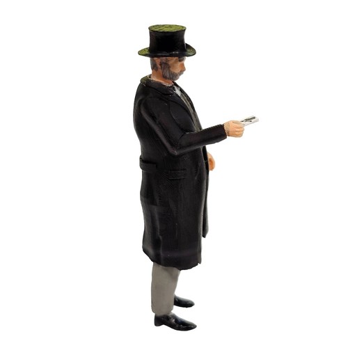 FG34 - Edwardian Gent Figure & Post Box unpainted O scale - Picture 6 of 14