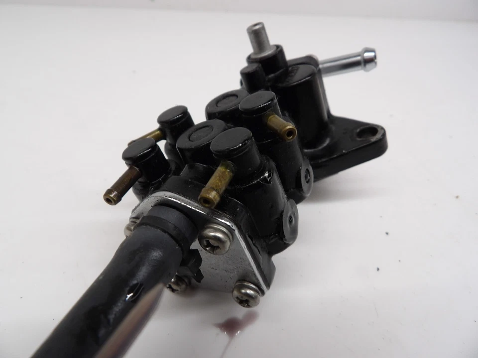 Bomba de aceite Yamaha Wave Venture 1100 1996 64T-13200-00-00 Foto 4 de 4