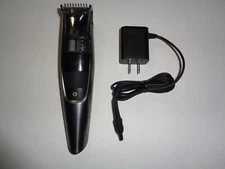 Philips Norelco Cordless Vacuum Beard Trimmer BT7215 with 20 Length Settings