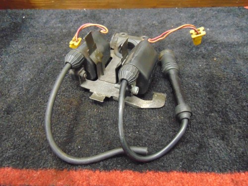 YAMAHA VMAX1200 V-MAX 1200 1991 COILS FOR REAR CYLINDERS COMES WITH BRACKET - Picture 3 of 4