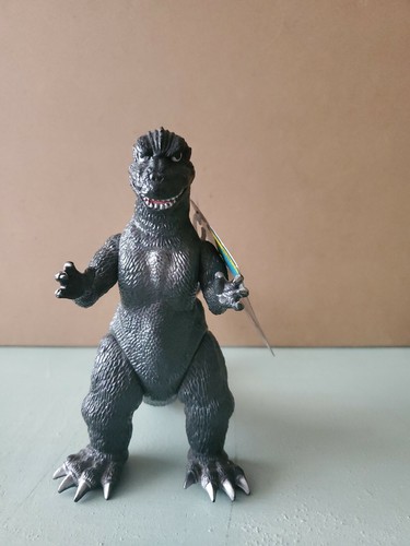 Bandai 1984. Godzilla with Tag Attached. Hard to Find. MINT with VF Card - Picture 1 of 6