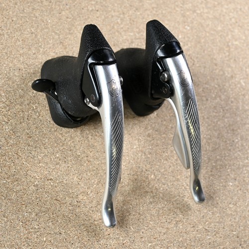 Vintage Campagnolo Record Ergopower 8 Speed Shifting Brake Levers Athena Chorus - Foto 2 di 11