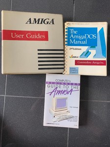 Vintage-Amiga-Personal-Computer-Users-Manual-AmigaDOS-Beginners-Guide-Book-Lot