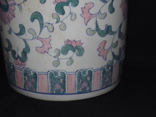 Antiguo soporte para paraguas chino de cerámica Famille Verte floral - Imagen 7 de 12