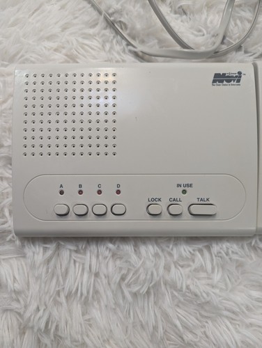 2 Wireless Channel Intercom System. WI-4C Novi Brand tested! Working! - Picture 2 of 5