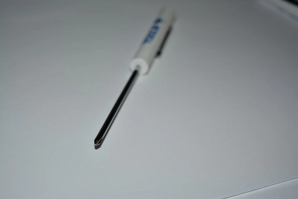 MATCO TOOLS PROMO POCKET CLIP MINI SMALL  PHILLIPS SCREWDRIVER WITH MAGNET TOP  - Image 4 of 4