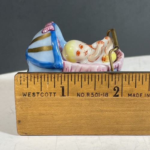 Limoges France Peint Main Blue Baby Carriage Trinket Box Pram Gold Trim - Picture 11 of 12