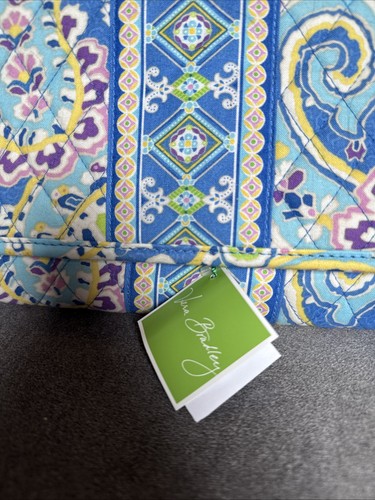 Vera Bradley Capri Blue - Retired 40 CD /DVD Disc Holder New with Tags - Picture 2 of 4