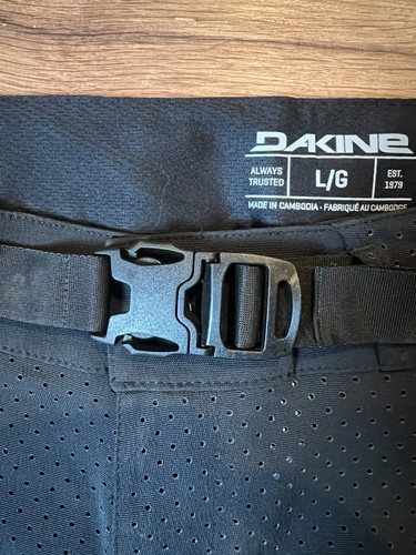 Dakine Thrillium Mountain Bike Cycling Pants Black size Large - Picture 4 of 6
