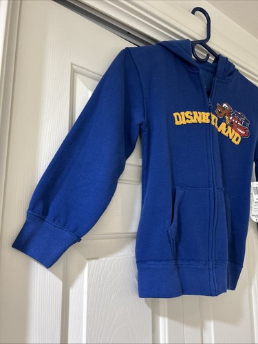 NEW TAGS 2015-16 DISNEYLAND CARS ZIP UP BLUE JACKET HOOD PATCHES YOUTH (7/8) M - Picture 3 of 24