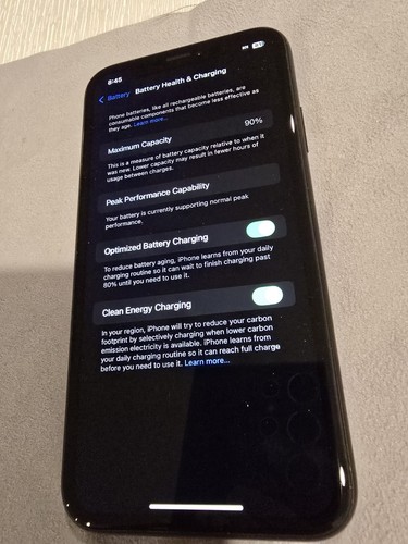 Apple iPhone XR - 64GB - Black (Unlocked) Fully Functional - Picture 4 of 11