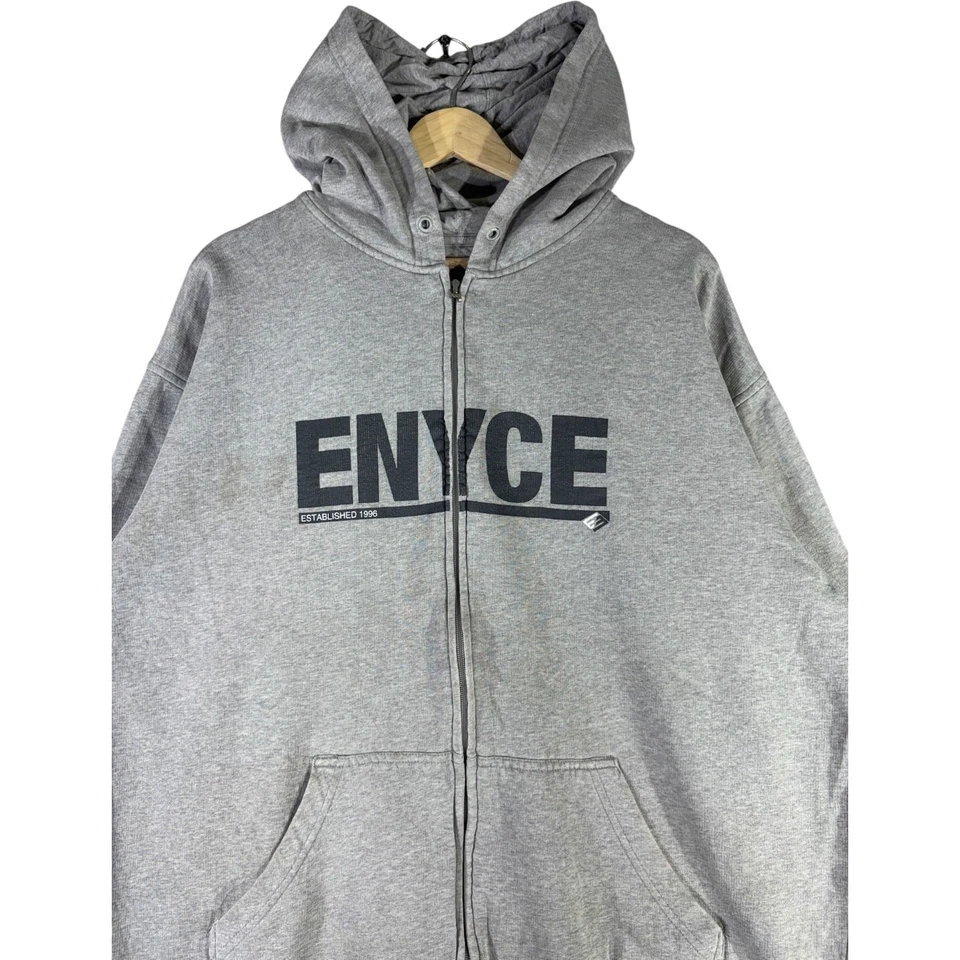Sudadera con capucha vintage Enyce Spellout con cremallera XXL Foto 2 de 4