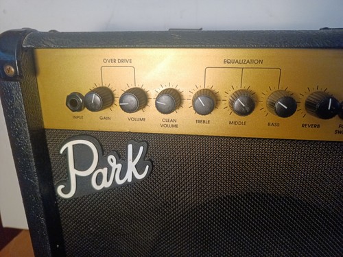 Combo Amplificador Guitarra Vintage Marshall Park G25R Reverb 25W REVISADO + GARANTÍA - Imagen 2 de 12
