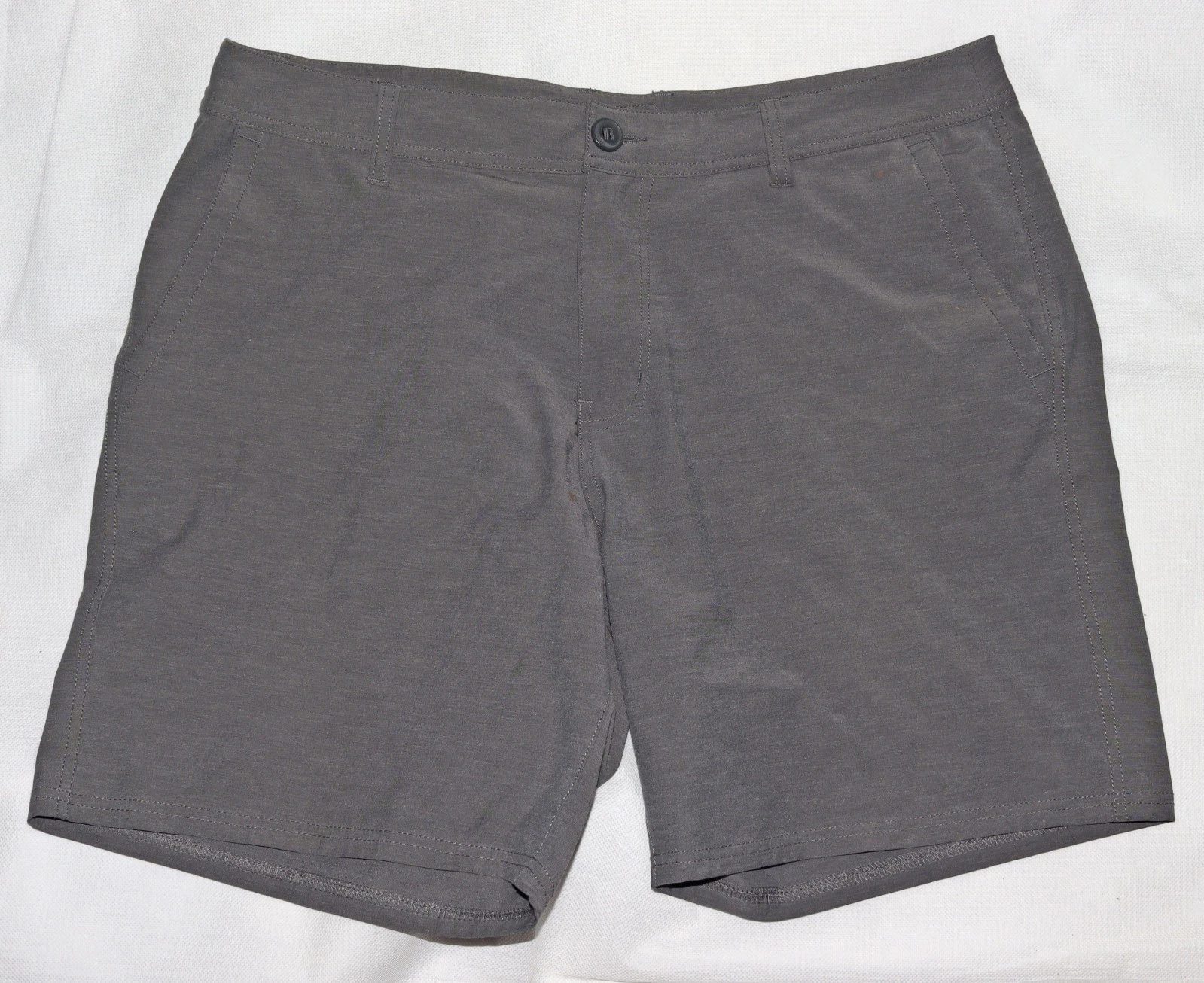 Huk Men's Performance Fishing Quick Dry Stretch Casual Shorts Size 36
