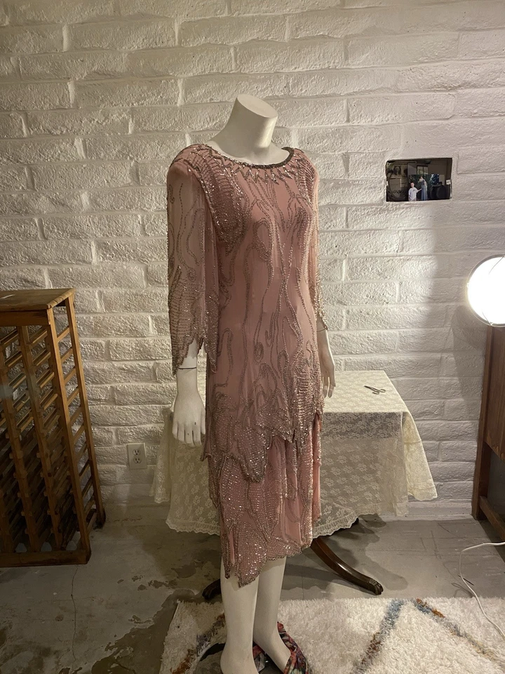 Conjunto Vintage Con Cuentas 2 Piezas Oleg Cassini Talla 10 100% Seda Midi Rosa Pálido Foto 3 de 4