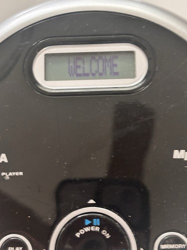 Insignia Portable CD Player with FM Tuner Model NS-P5113 MP3 Playback Tested - Picture 4 of 10