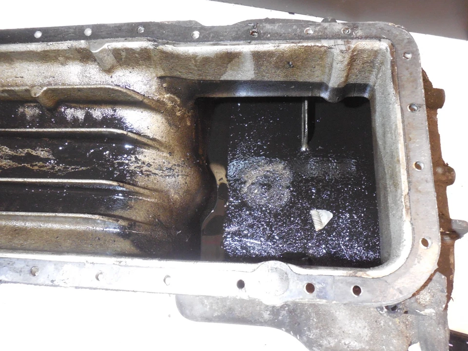 Cacerola de aceite de motor R 1170100013 72-80 Mercedes Benz R107 450SL 350SL 450SLC Foto 3 de 4