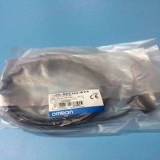 EE-SPX302-W2A Photoelectric Switch 1PC New Omron